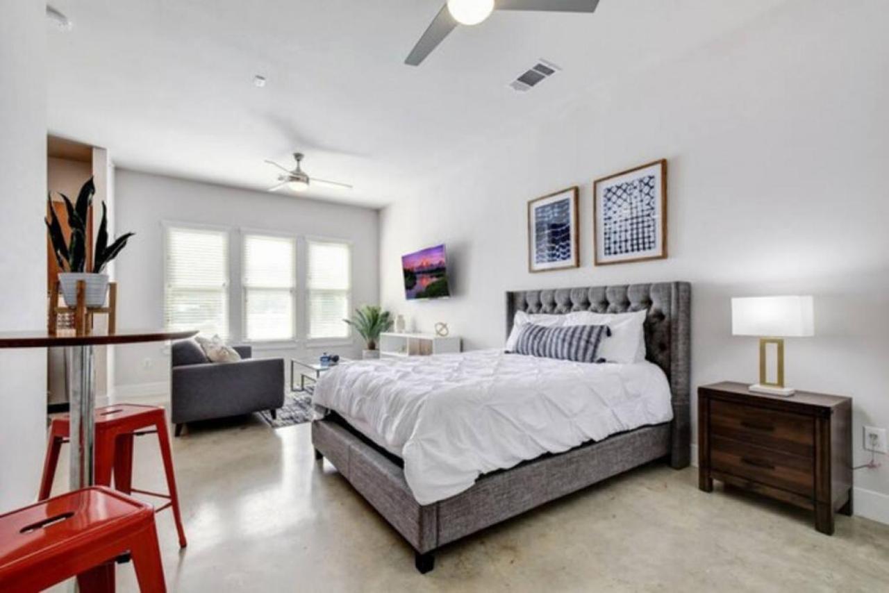 Vibrant Downtown Studio Wifi Pool Gym Σαν Αντόνιο Εξωτερικό φωτογραφία