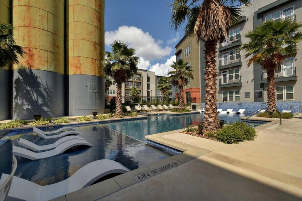 Vibrant Downtown Studio Wifi Pool Gym Σαν Αντόνιο Εξωτερικό φωτογραφία